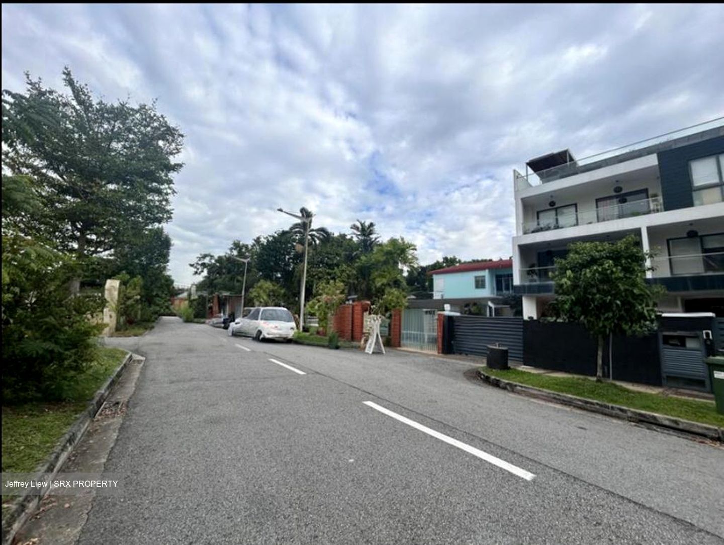 Picardy Gardens (D16), Semi-Detached #567812101